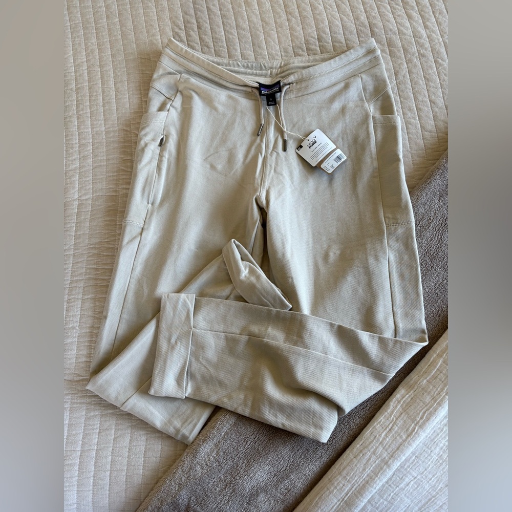 NWT PATAGONIA women’s pants